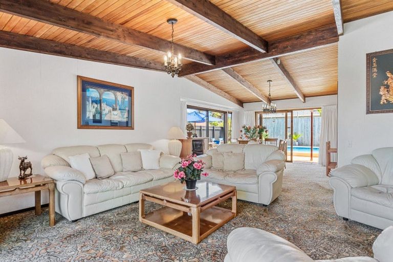 Photo of property in 9 Noumea Place, Mairangi Bay, Auckland, 0630