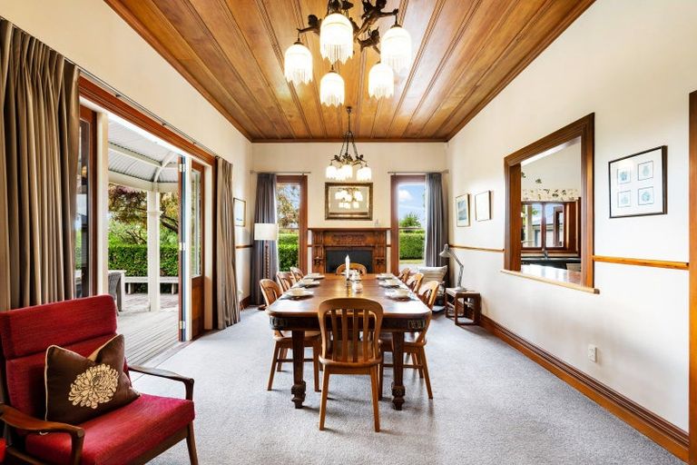 Photo of property in 389 Saint Georges Road, Havelock North, 4130