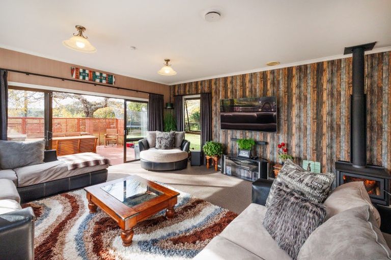 Photo of property in 1867 Makino Road, Halcombe, Feilding, 4779