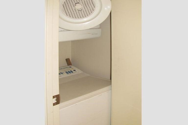 Photo of property in 10d Crown Lynn Place, New Lynn, Auckland, 0600