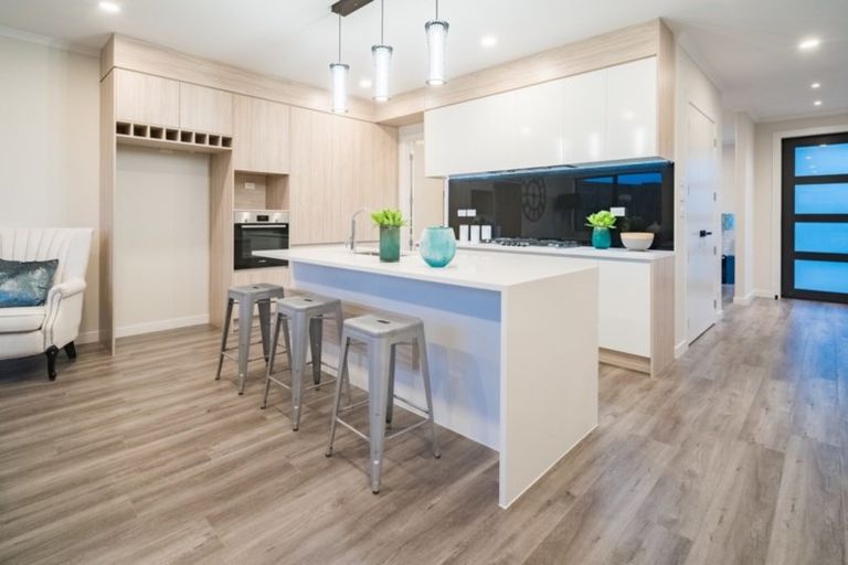 Photo of property in 48 Peihinga Road, Flat Bush, Auckland, 2019