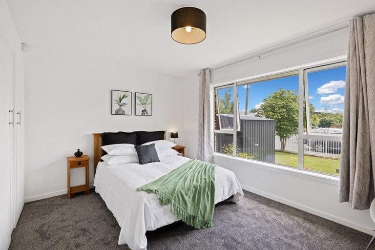 Photo of property in 1/136 Harris Crescent, Papanui, Christchurch, 8053