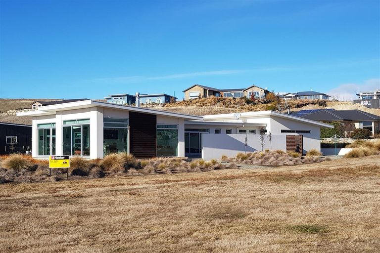 Photo of property in 12 Pollock Place, Lake Tekapo, 7999