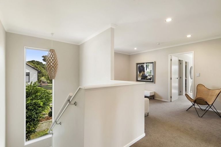 Photo of property in 29d Greenhithe Road, Greenhithe, Auckland, 0632