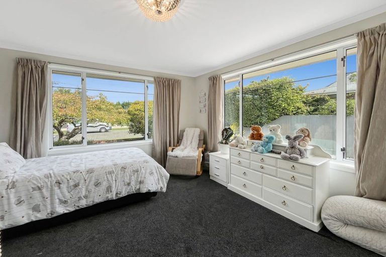 Photo of property in 21 Shearer Avenue, Papanui, Christchurch, 8052