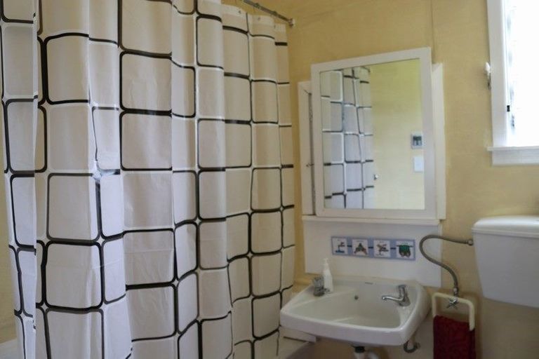 Photo of property in 9 Bute Place, Aramoho, Whanganui, 4500