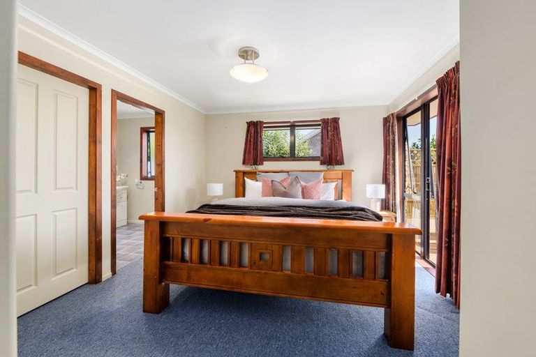 Photo of property in 14a Poaka Avenue, Dinsdale, Hamilton, 3204