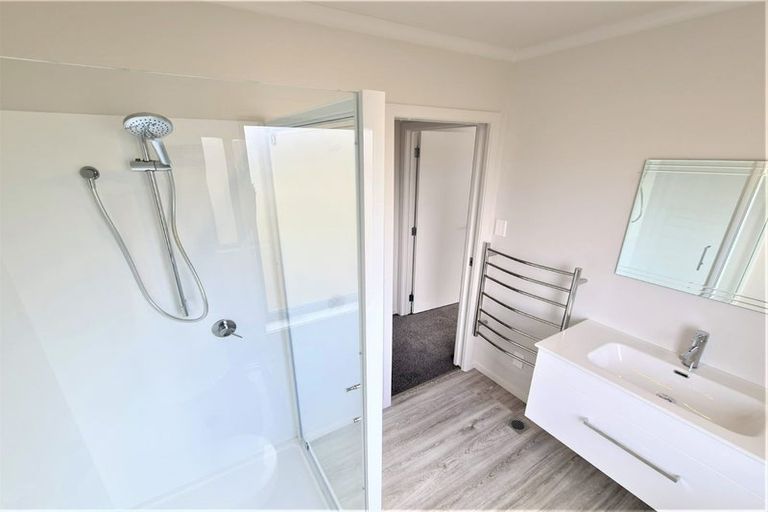 Photo of property in 11a North Ridge Drive, Rototuna North, Hamilton, 3210