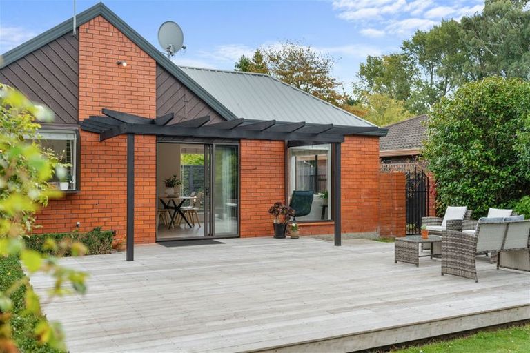 Photo of property in 38 Corfe Street, Ilam, Christchurch, 8041