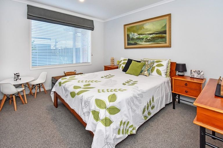 Photo of property in 2 Westmuir Crescent, Pokeno, 2402
