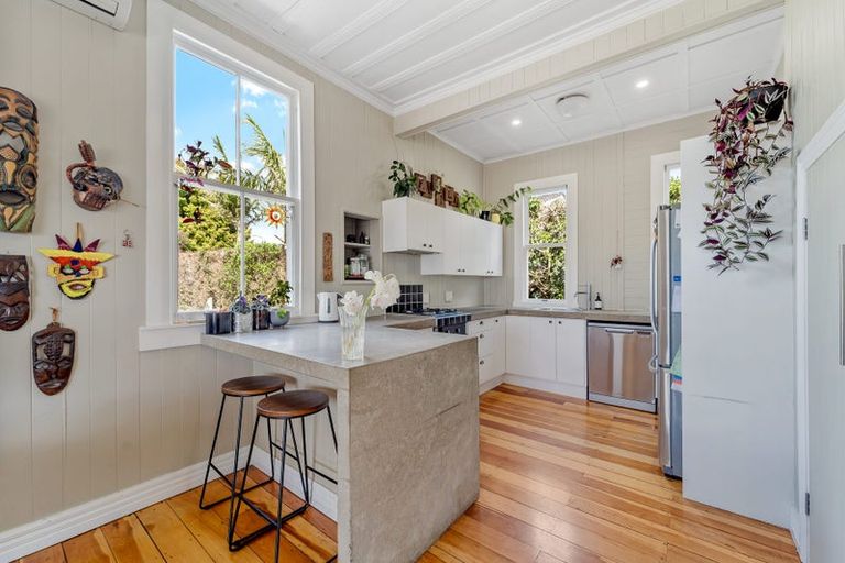 Photo of property in 1243 Whangaparaoa Road, Gulf Harbour, Whangaparaoa, 0930