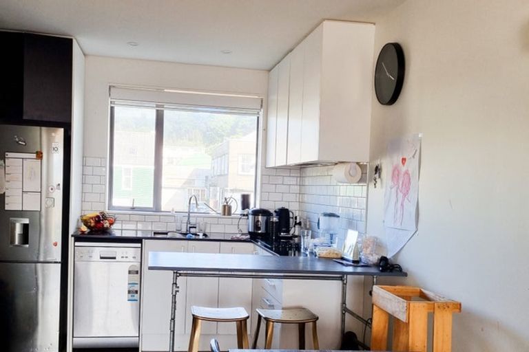 Photo of property in 16/31 Princess Terrace, Newtown, Wellington, 6021