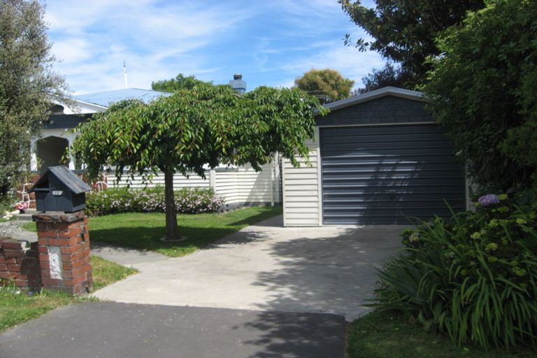 Photo of property in 24 Roxburgh Street, Sydenham, Christchurch, 8023