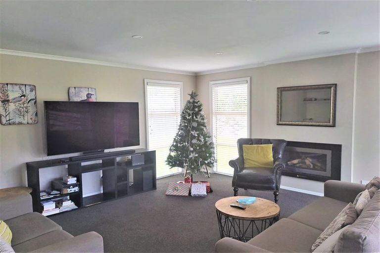 Photo of property in 16 Niger Street, Wanaka, 9305