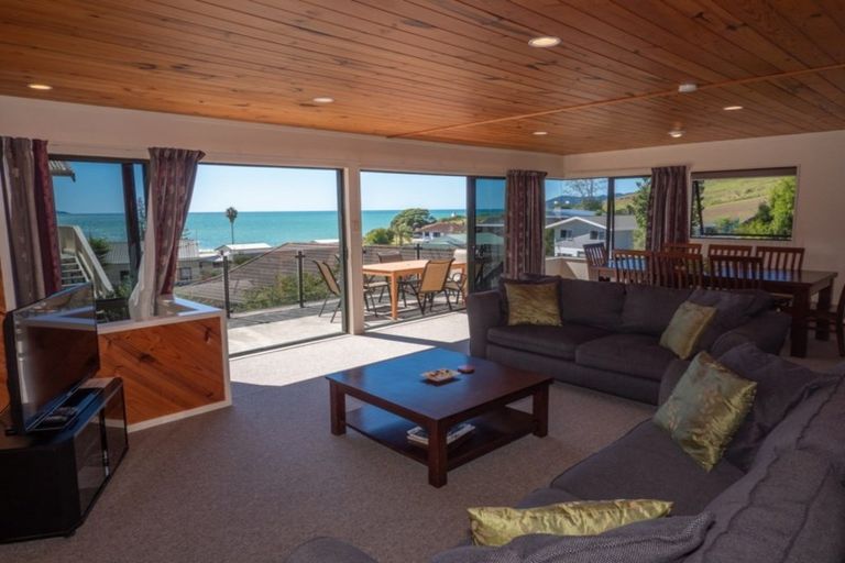 Photo of property in 33 Stratford Drive, Cable Bay, 0420