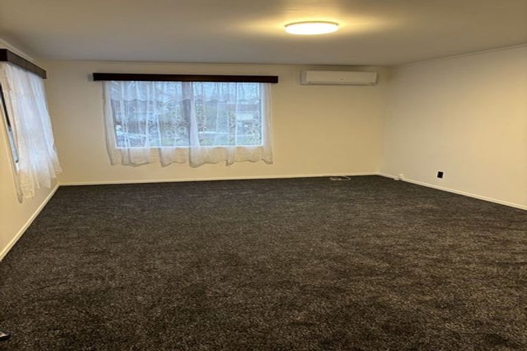 Photo of property in 5 Treviso Place, Clover Park, Auckland, 2023