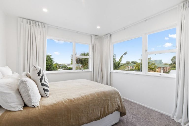 Photo of property in 25 Garden Terrace, Pukekohe, 2120