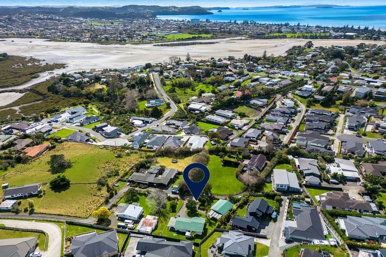 Photo of property in 68 Matija Place, Red Beach, 0932