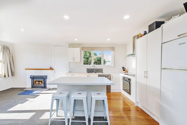 Photo of property in 56 North Terrace, Darfield, 7510