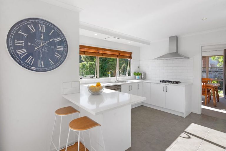 Photo of property in 41 Kristin Lane, Albany, Auckland, 0632