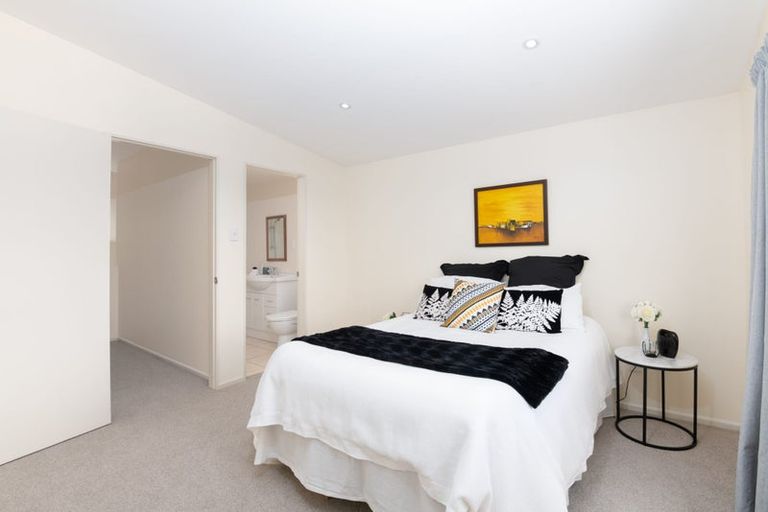 Photo of property in 40c Cunliffe Street, Johnsonville, Wellington, 6037