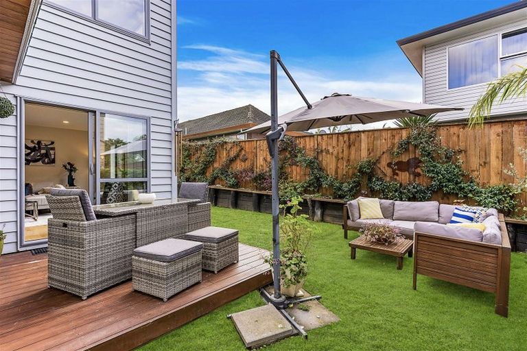 Photo of property in 142b Bucklands Beach Road, Bucklands Beach, Auckland, 2012