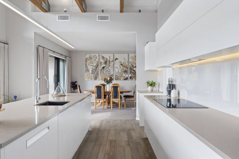 Photo of property in 98 Bushlake Way, Kingseat, Papakura, 2580