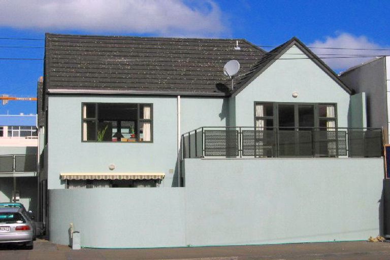 Photo of property in Victoria Town Houses, 1/219 Victoria Street, Te Aro, Wellington, 6011