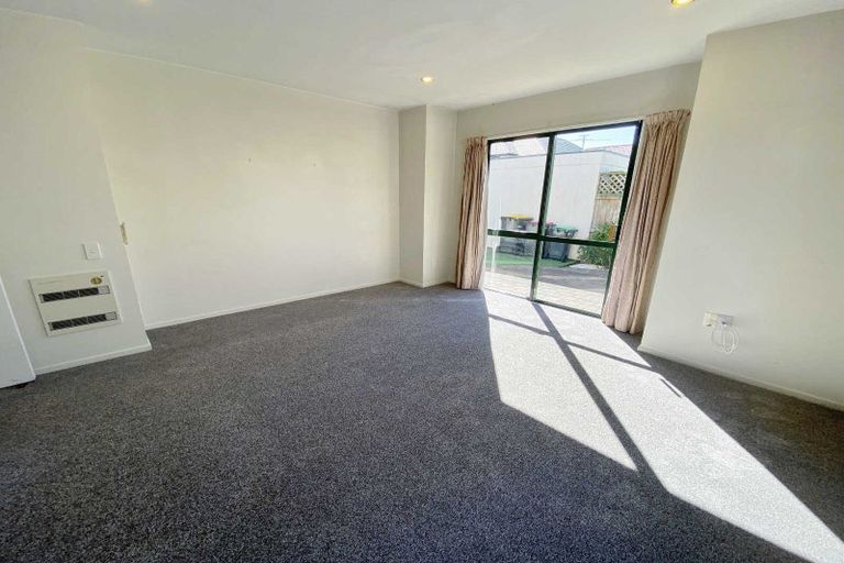 Photo of property in 1/8 Elizabeth Street, Riccarton, Christchurch, 8011