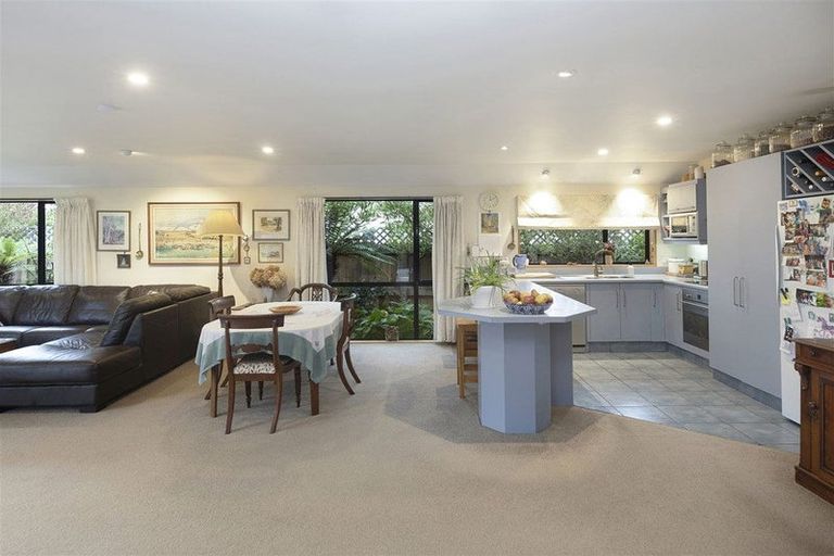 Photo of property in 1/204 Greers Road, Bryndwr, Christchurch, 8053