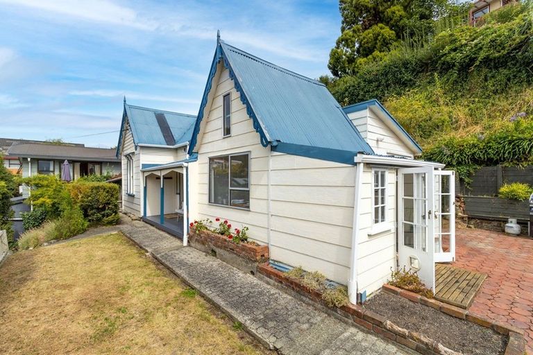 Photo of property in 1/62 Waimea Road, Nelson South, Nelson, 7010