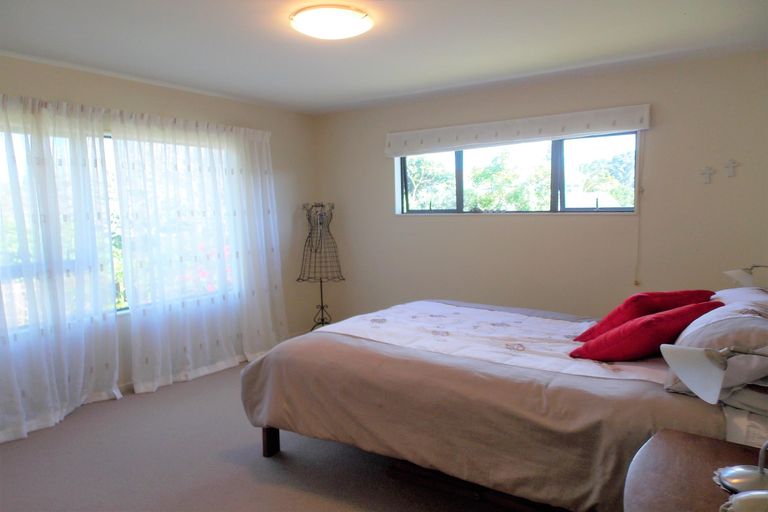Photo of property in 21 Athenree Road, Athenree, Katikati, 3177