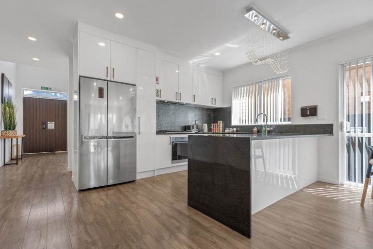 Photo of property in 3 Cloghfin Place, Flat Bush, Auckland, 2019