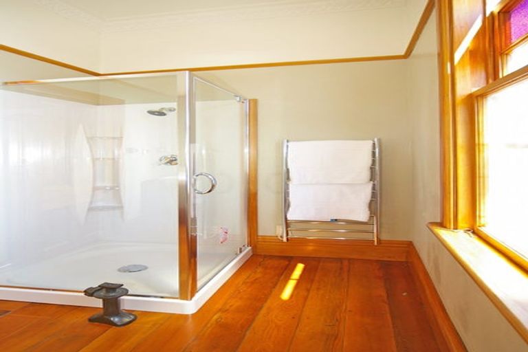 Photo of property in 28 Wilson Street, Newtown, Wellington, 6021