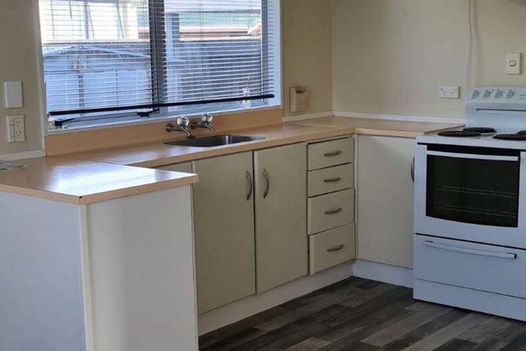 Photo of property in 15 Dalwood Grove, Highbury, Palmerston North, 4412
