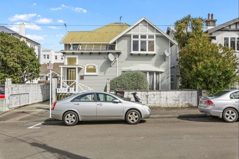 Photo of property in 9 Palmer Street, Aro Valley, Wellington, 6011