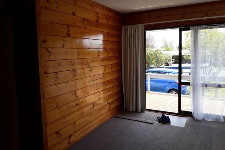 Photo of property in 14a Charles Road, Hannahs Bay, Rotorua, 3010