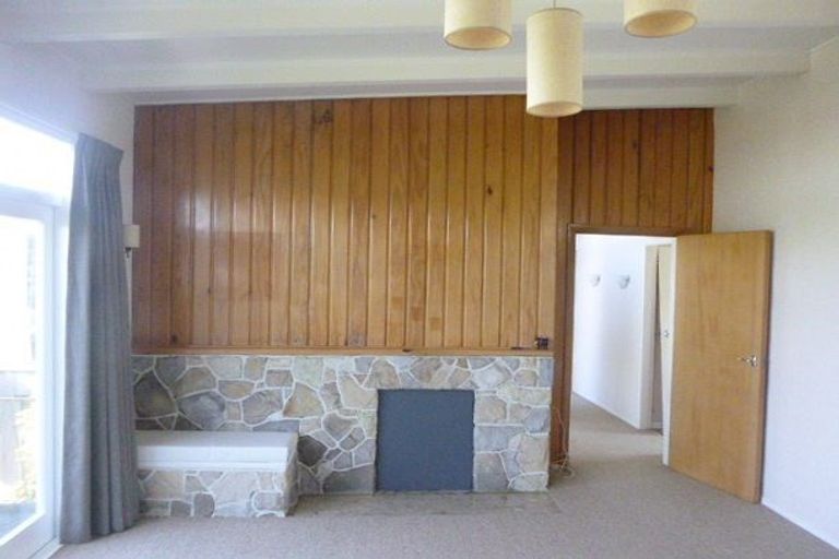 Photo of property in 31 Dowse Drive, Maungaraki, Lower Hutt, 5010