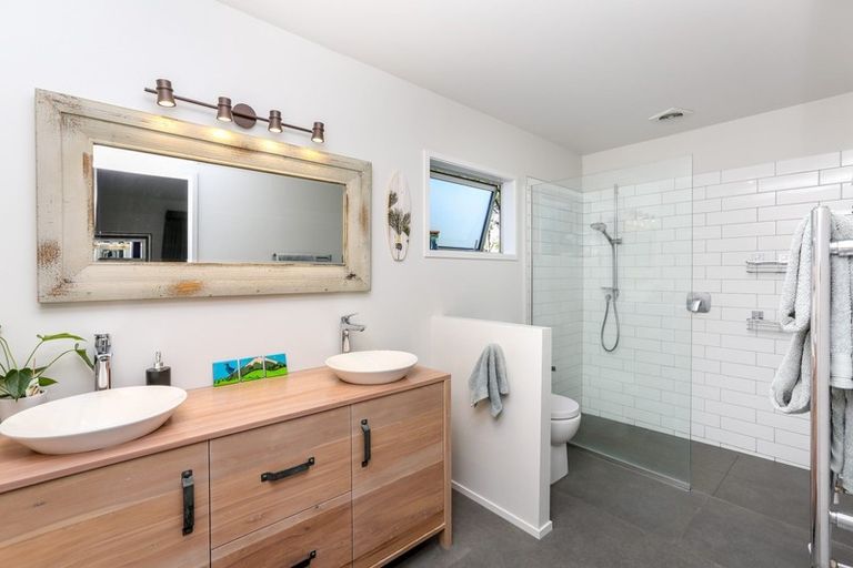 Photo of property in 12c Shearer Drive, Oakura, 4314