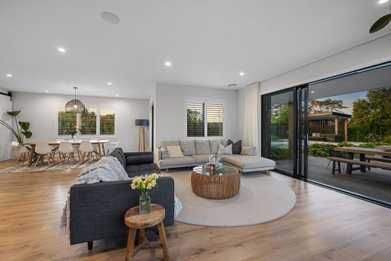 Photo of property in 92 Durey Road, Dairy Flat, Albany, 0792