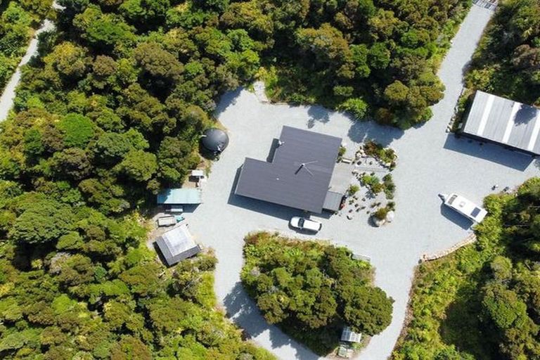 Photo of property in 42 Puketiro Drive, Kumara Junction, Hokitika, 7882