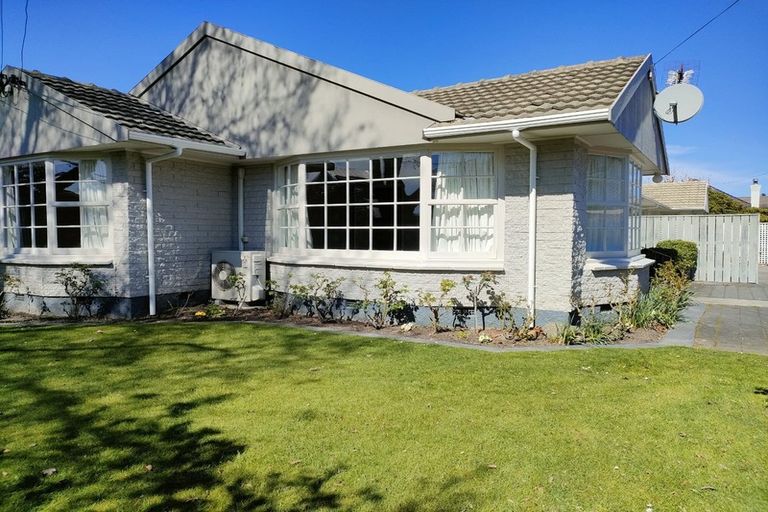 Photo of property in 1/34 Jeffreys Road, Fendalton, Christchurch, 8052