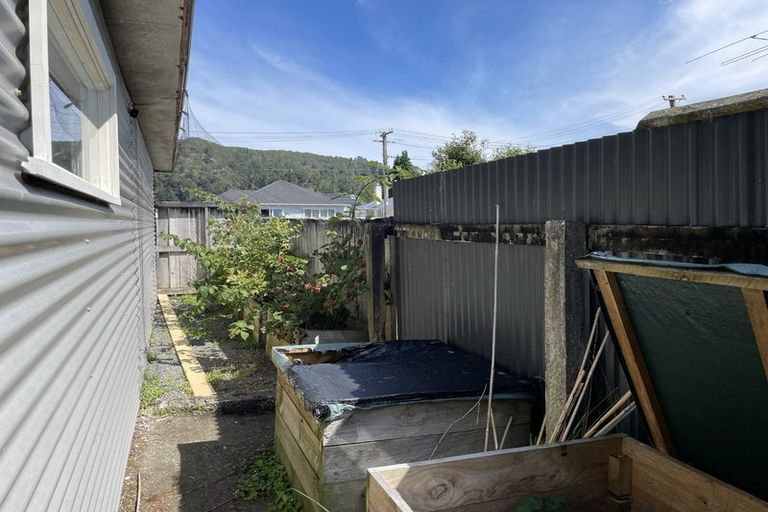 Photo of property in 18 Melrose Street, Wallaceville, Upper Hutt, 5018