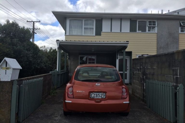 Photo of property in 4/1 Waikare Avenue, Waiwhetu, Lower Hutt, 5010