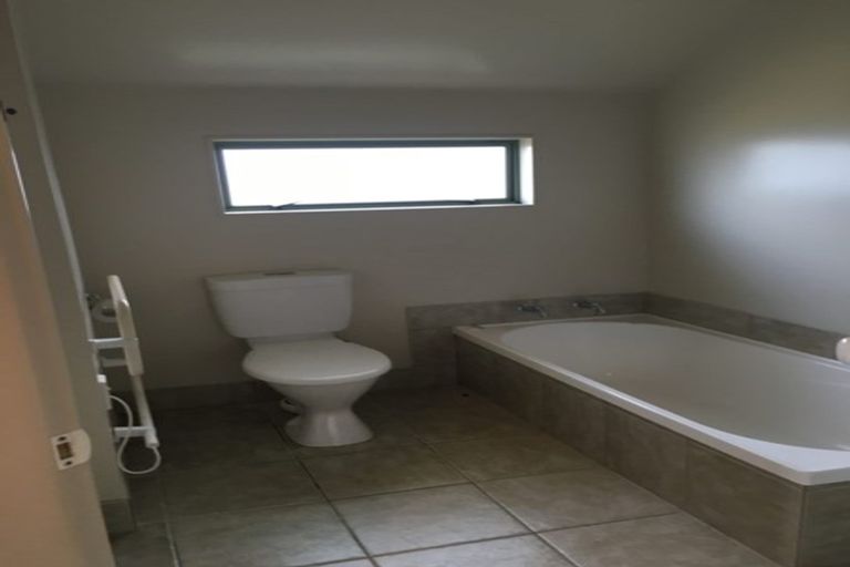 Photo of property in 1/84 Kanpur Road, Broadmeadows, Wellington, 6035