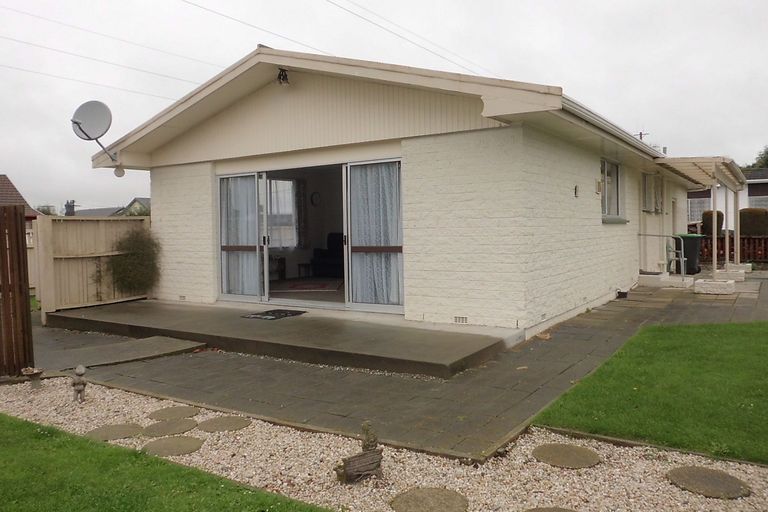 Photo of property in 71 Maude Street, Temuka, 7920