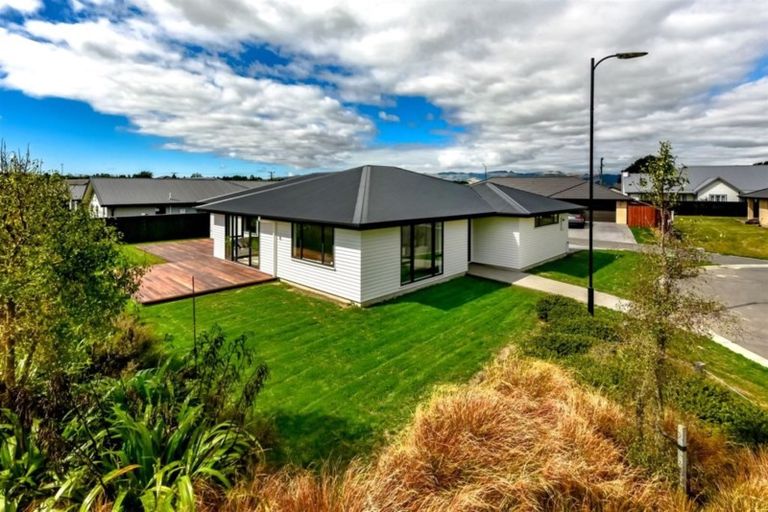 Photo of property in 12 Eaton Place, Lincoln, 7608