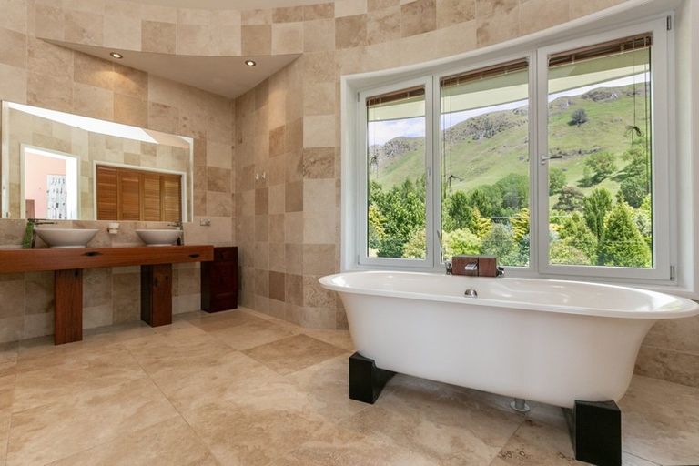 Photo of property in 181 Waimarama Road, Tuki Tuki, Havelock North, 4294