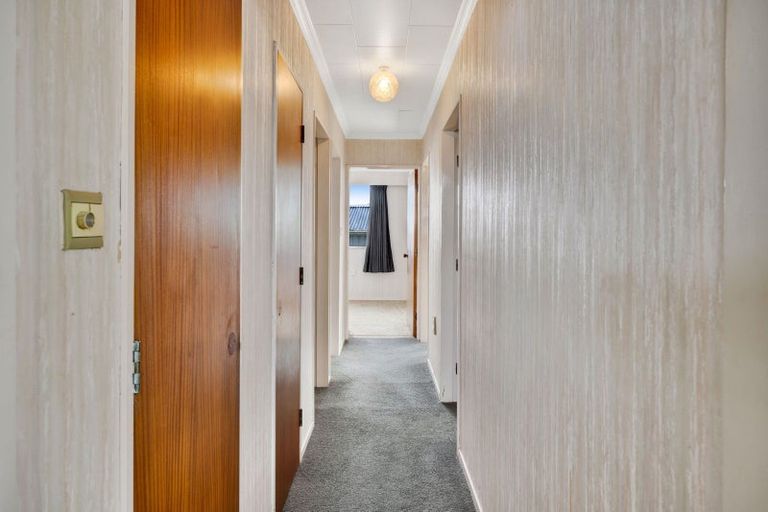 Photo of property in 22 Hickey Place, Opunake, 4616