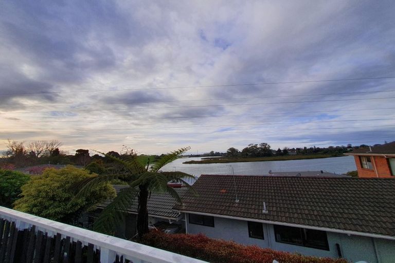 Photo of property in 2/36 Koromiko Street, New Lynn, Auckland, 0600